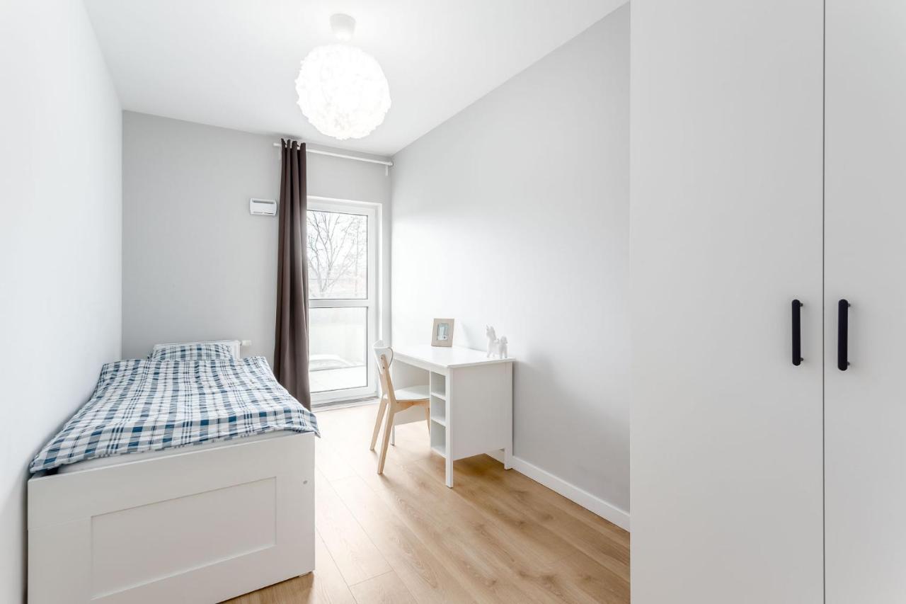 Chill Apartments Marywilska 바르샤바 외부 사진