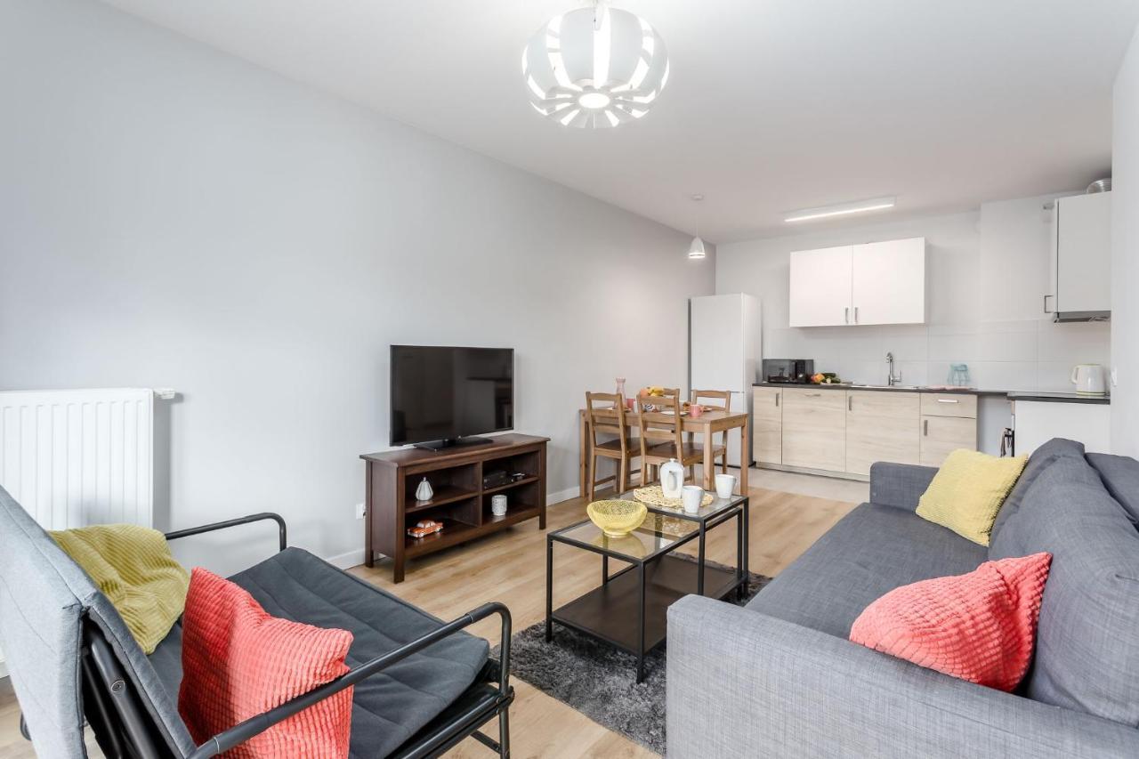 Chill Apartments Marywilska 바르샤바 외부 사진