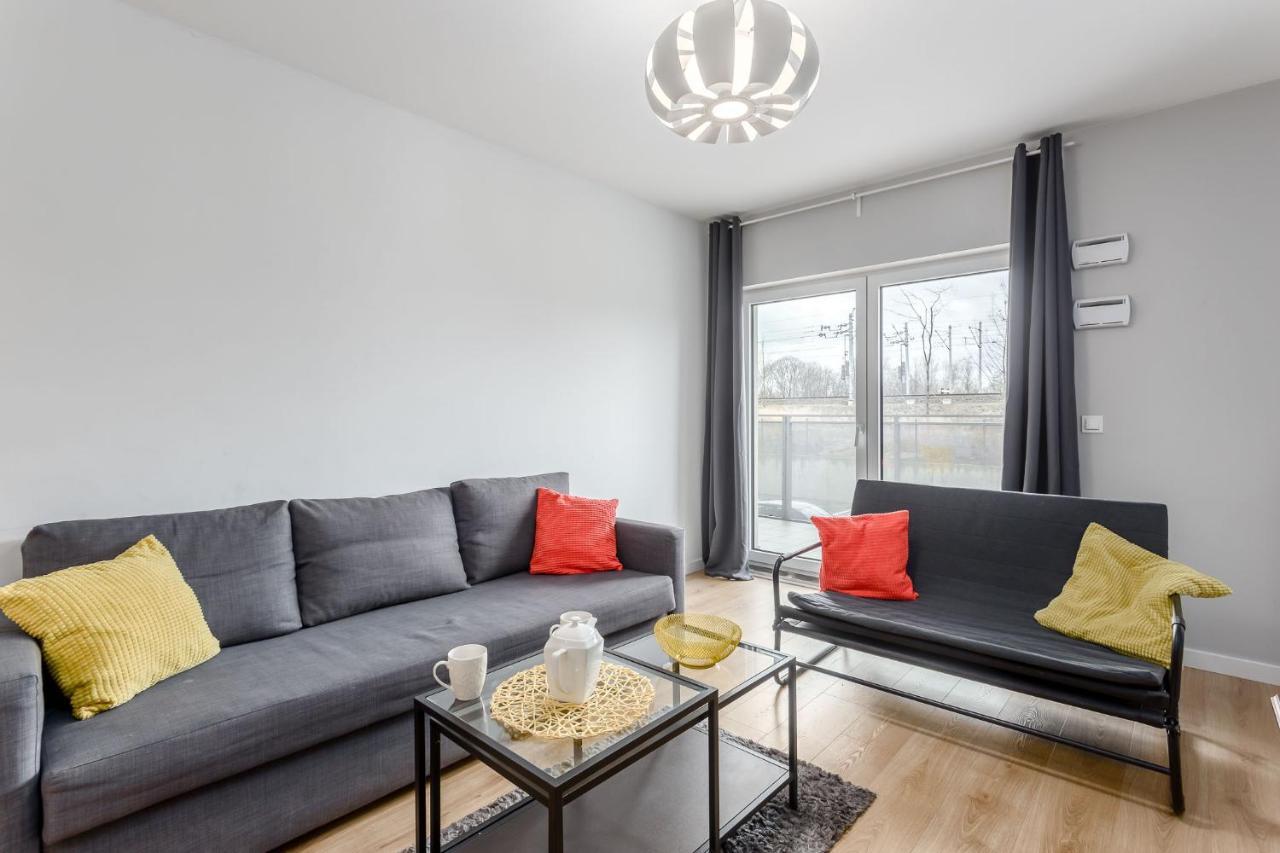 Chill Apartments Marywilska 바르샤바 외부 사진