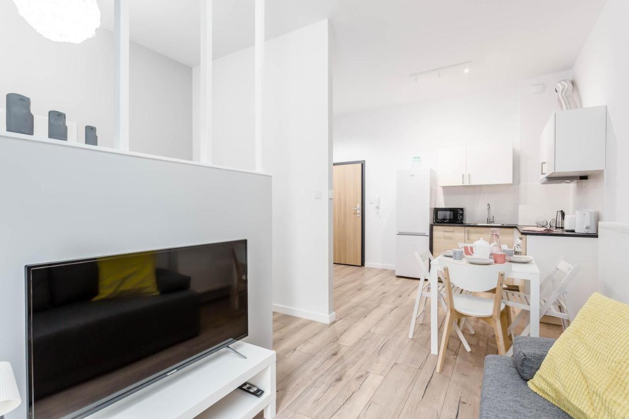 Chill Apartments Marywilska 바르샤바 외부 사진